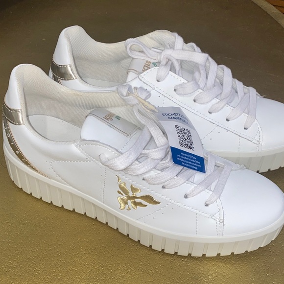igi Shoes - New! IGI & Co. - Italian White and Gold Women's Sneakers Size 39